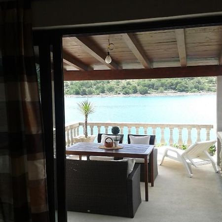 Apartments Miranda Kaprije Δωμάτιο φωτογραφία