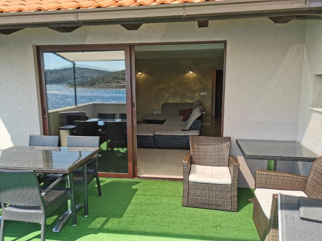 Apartments Miranda Kaprije Εξωτερικό φωτογραφία