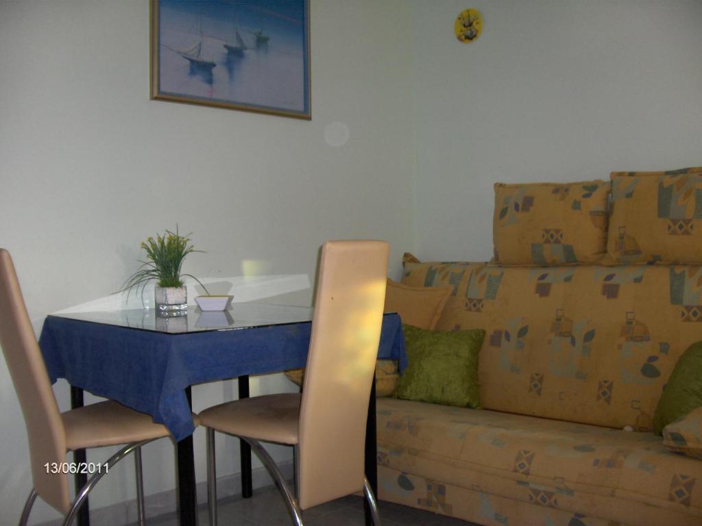 Apartments Miranda Kaprije Δωμάτιο φωτογραφία