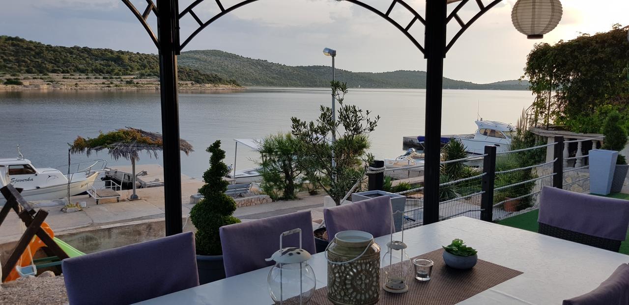 Apartments Miranda Kaprije Εξωτερικό φωτογραφία